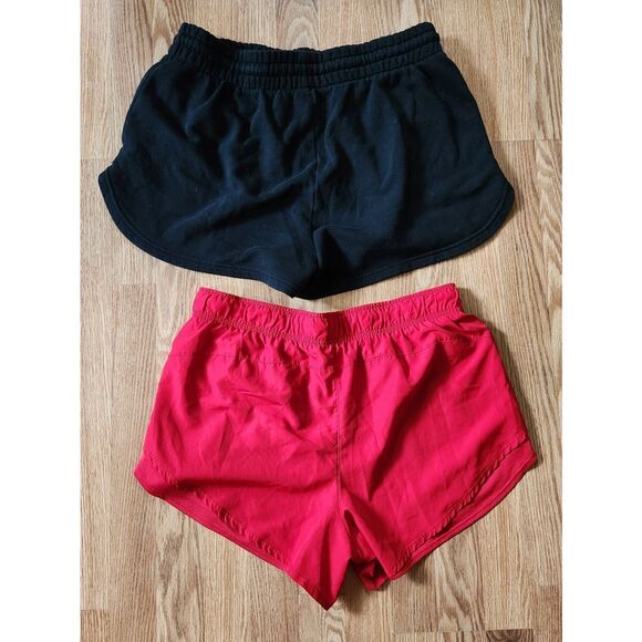 2 Pair Womens Shorts Size Large Athletic Lounge Wear Black Red Pockets - Picture 2 of 6